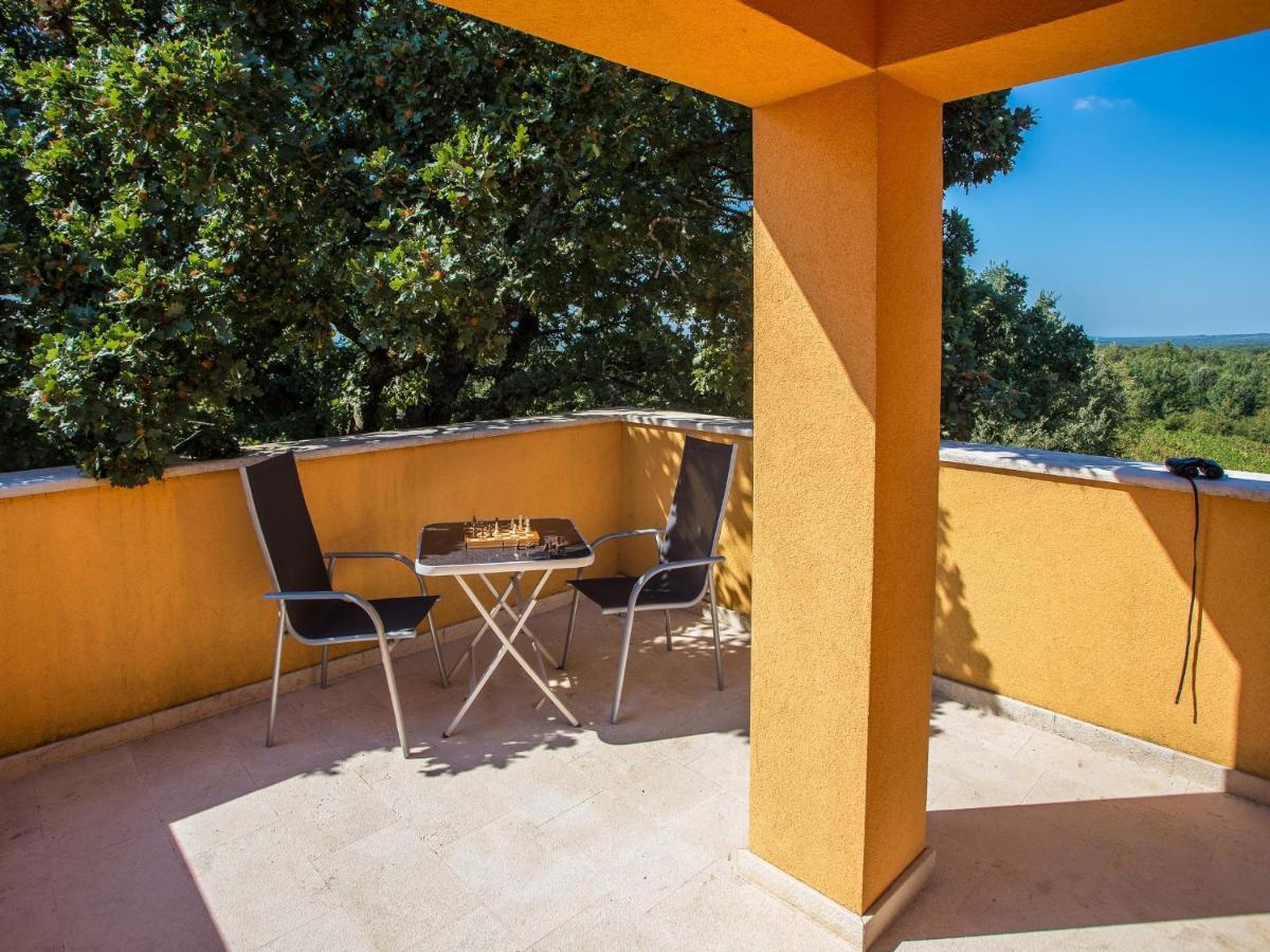 Villa Hrast Bacva Višnjan エクステリア 写真