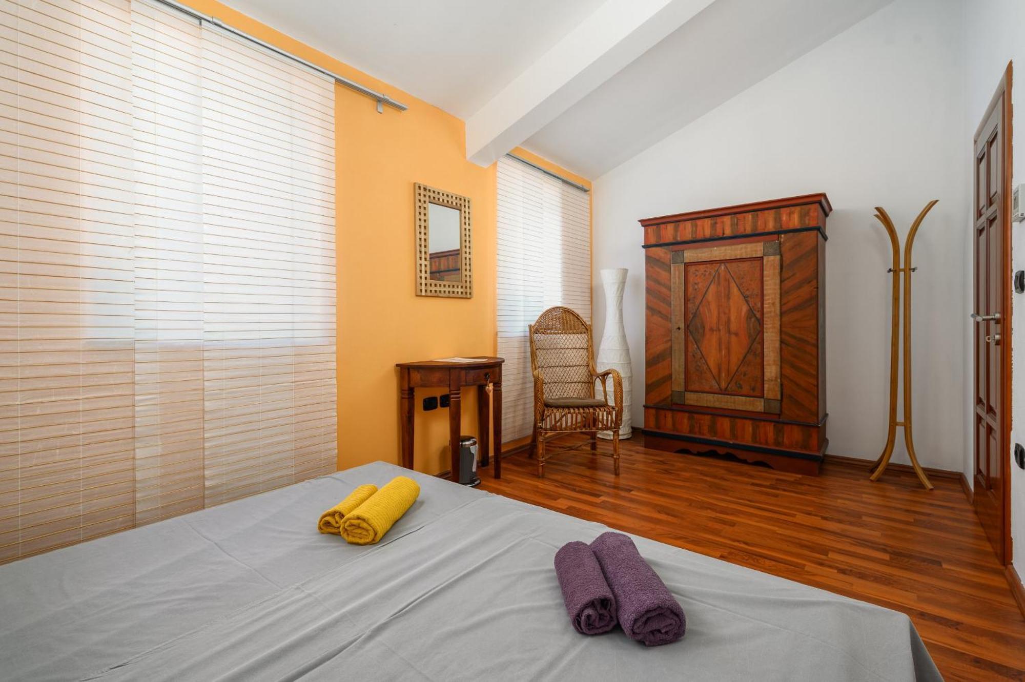 Villa Hrast Bacva Višnjan エクステリア 写真