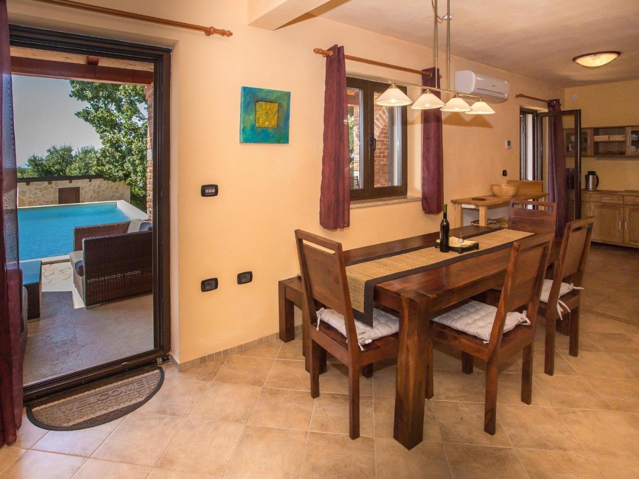 Villa Hrast Bacva Višnjan エクステリア 写真